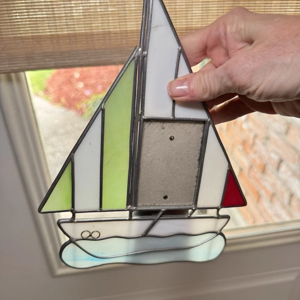 VTG Stained Glass Suncatcher Sailing Vessel‎ w/Built-In Photo Frame Window Wall